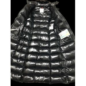 Женский пуховик Moncler